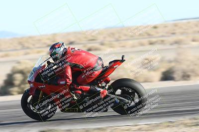 media/Dec-07-2025-CVMA (Sun) [[3e7d2de5dc]]/Race 15-Amateur Formula Open/